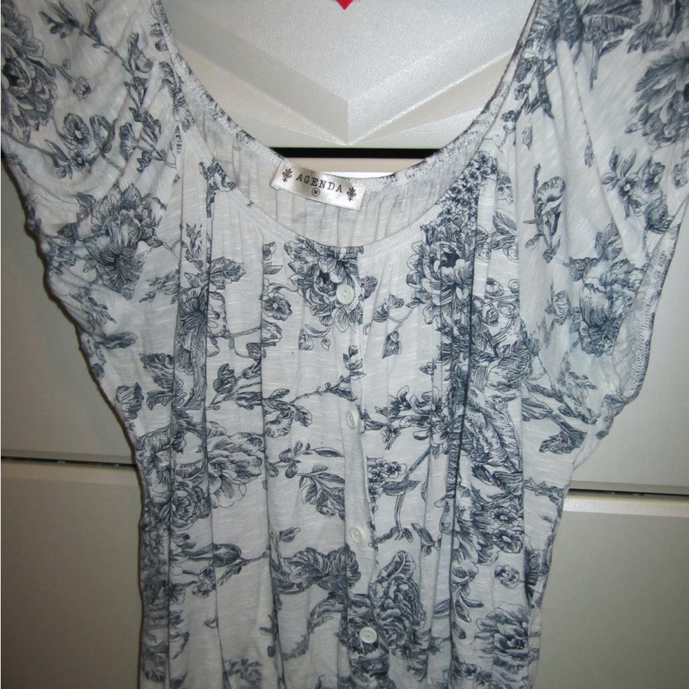 agenda white & blue floral blouse